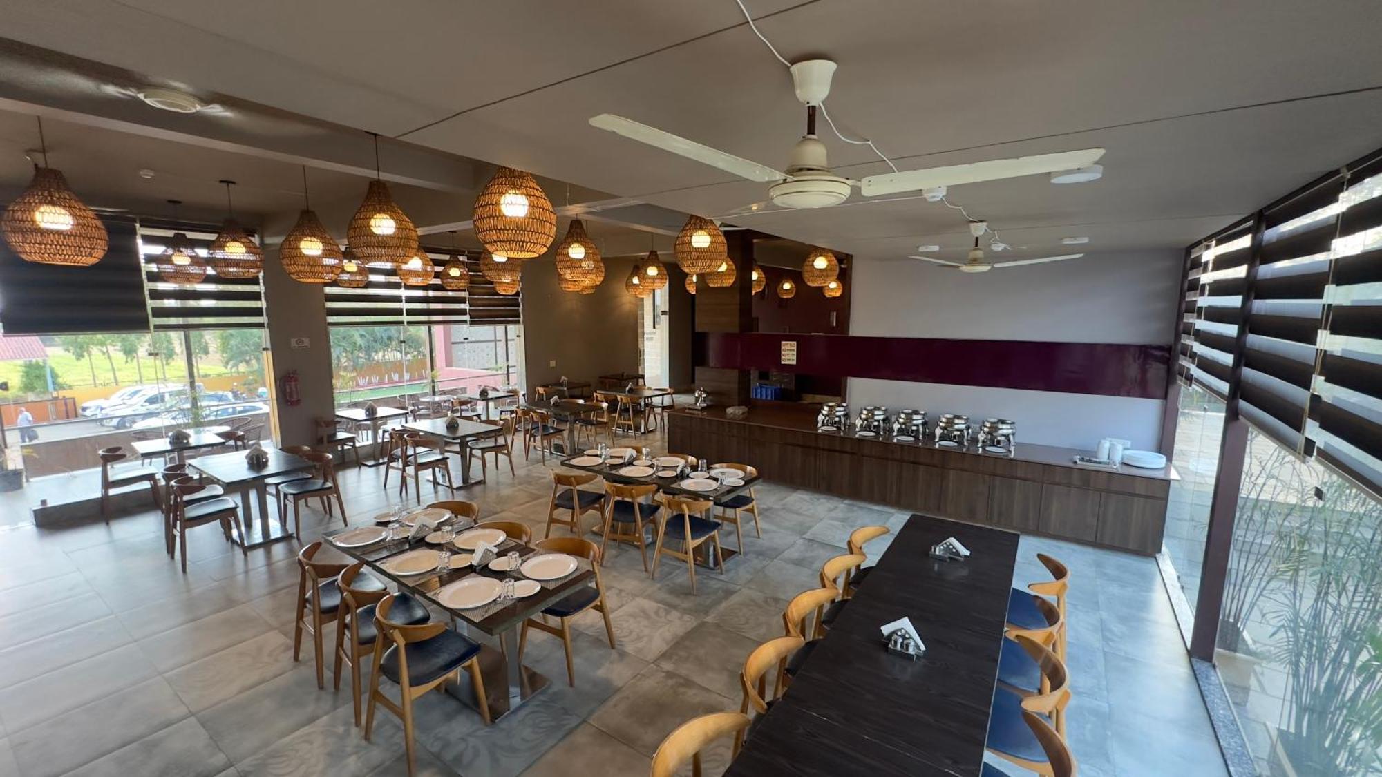 Lion Park Hotel & Resorts Sasan Gir Ngoại thất bức ảnh